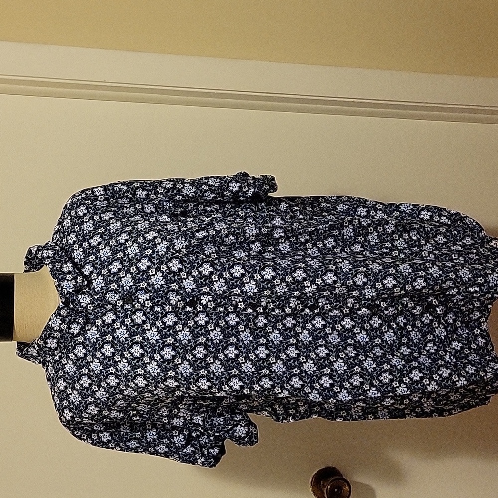 Croft & Barrow Women's Short Sleeve Floral Button Down